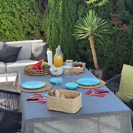 Sapore Di Mare Luxury And Cooking Bed and breakfast 4*